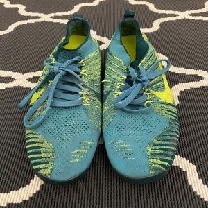 NIKE free flyknit Hyperfeel